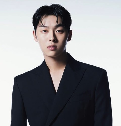 최현욱